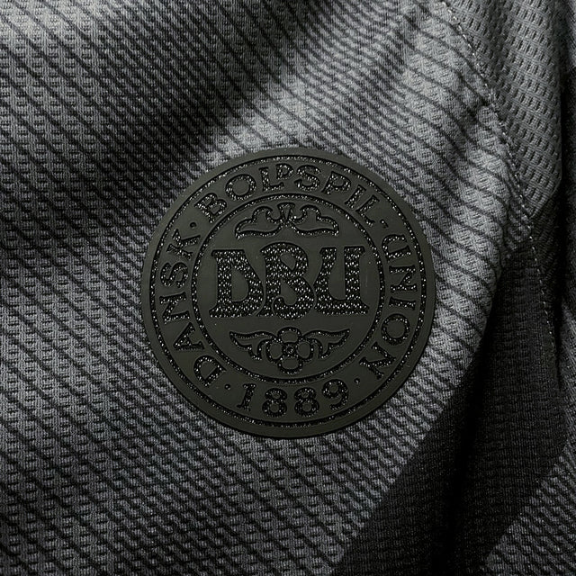Camisa Seleção Dinamarca III 2022 Hummel - All Black